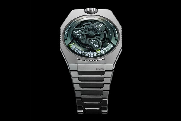 URWERK UR-100V Magic T “Hunter Green” Release Info UR 12.02 self-winding movement Martin Frei Felix Baumgartner