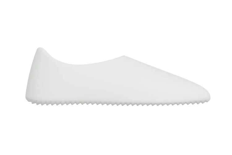 New YZY SL-01 Colorways Have Surfaced