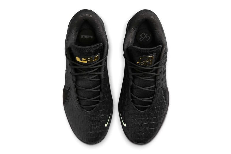 lebron james black mamba shoes