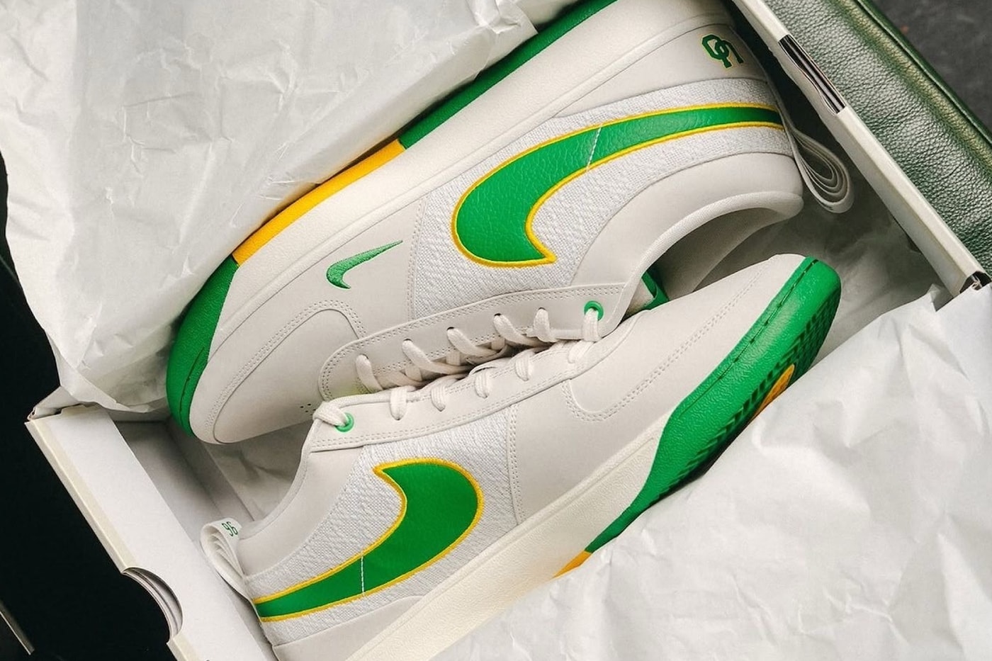Devin Booker Reveals Nike Book 1 "Oregon Ducks" PE university of oregon ducks two exclusive green white basketball team 2025 march madness