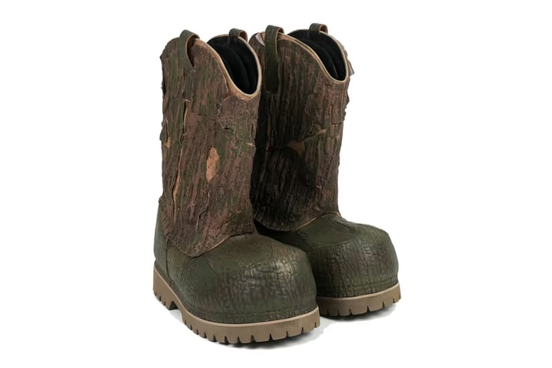 ESENES WORLWIDE's Tree Boots Go Wild