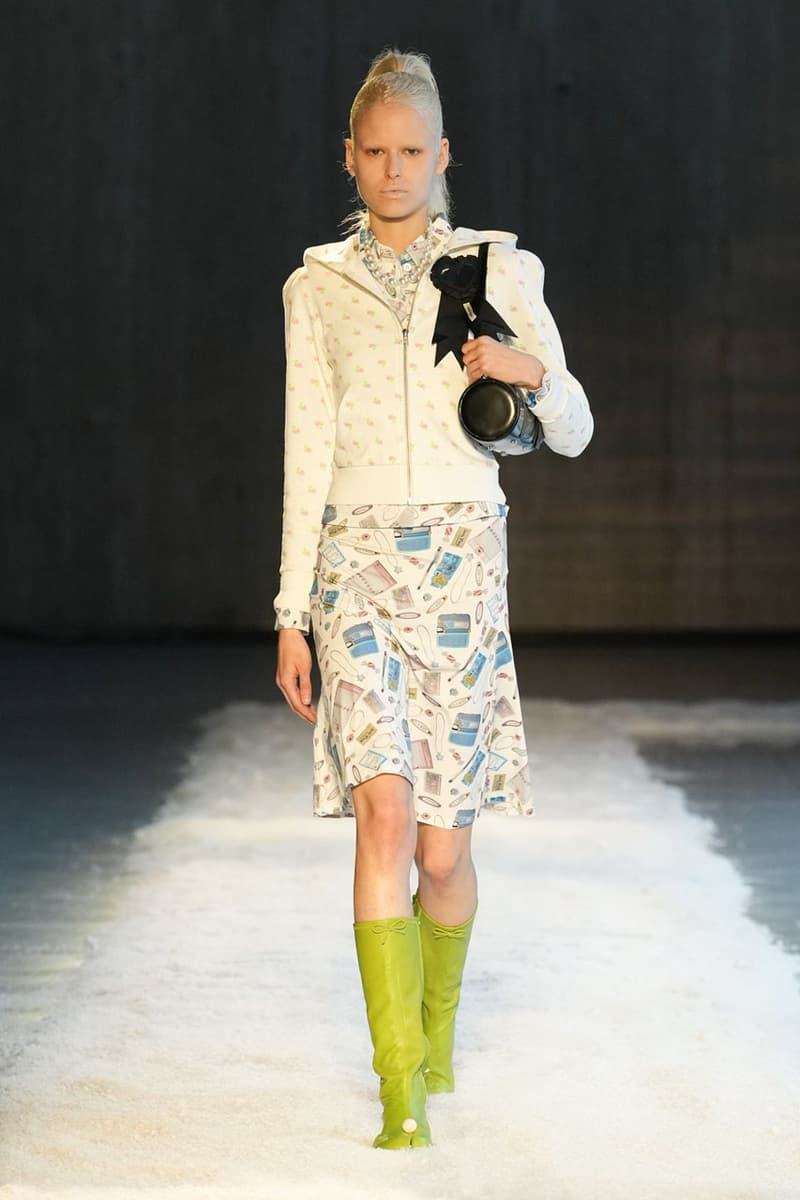 Sandy Liang Fall 2025 Is a Childhood Dream collection new york fashion week nyfw fall winter 2025 girl nyc runway images designer bow pink