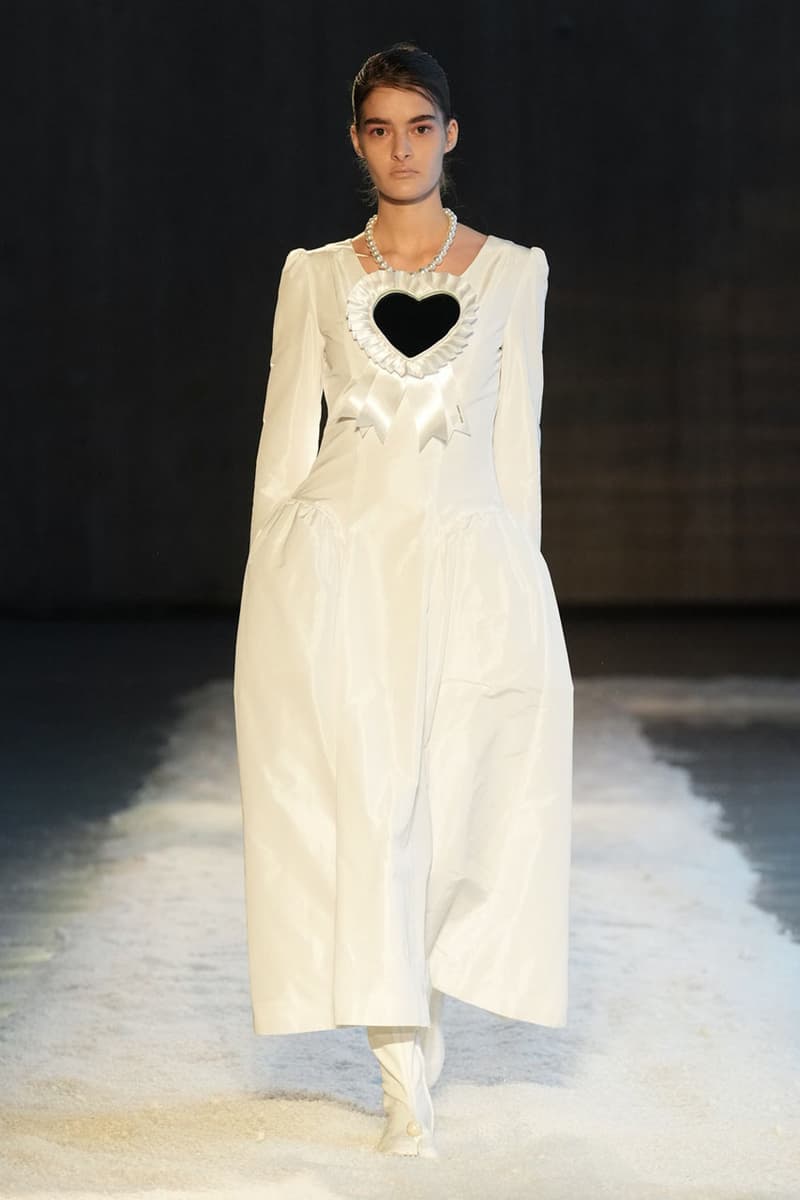 Sandy Liang Fall 2025 Is a Childhood Dream collection new york fashion week nyfw fall winter 2025 girl nyc runway images designer bow pink