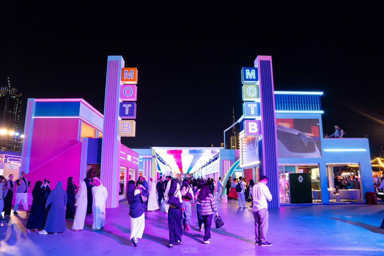 etisalat motb e& market outside the box dubai shopping festival market beauty brands fashion daves hot chicken homer lobster drunk elephant fenty huda retro modesh nineteen ninety two