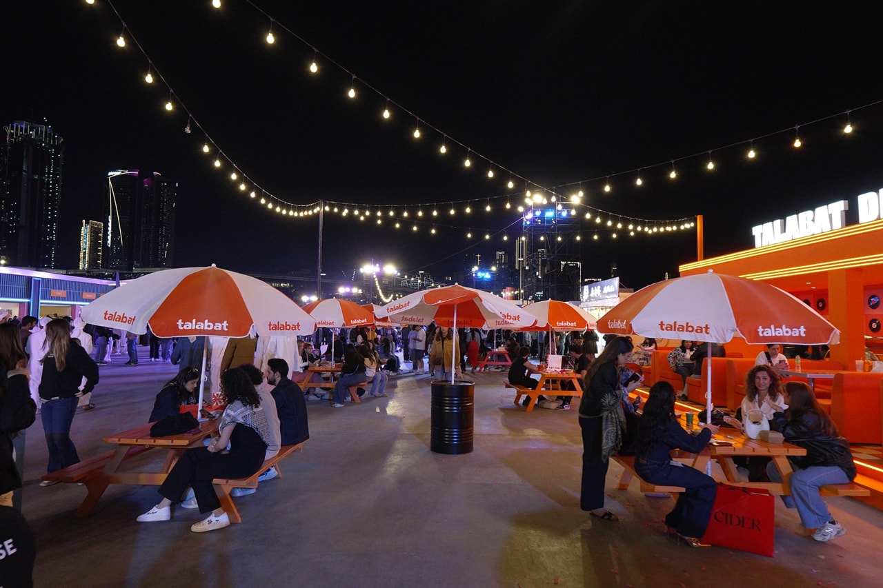 etisalat motb e& market outside the box dubai shopping festival market beauty brands fashion daves hot chicken homer lobster drunk elephant fenty huda retro modesh nineteen ninety two