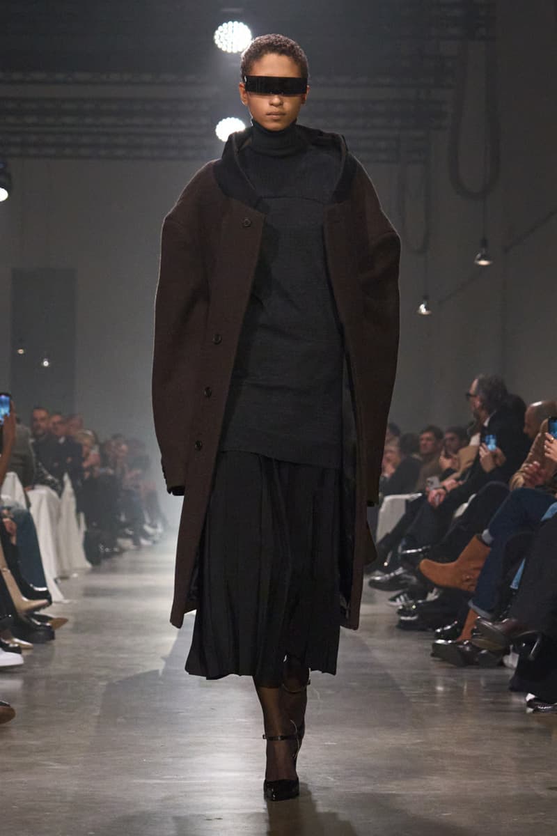 maison margiela mm6 fall winter 2025 runway glenn martens