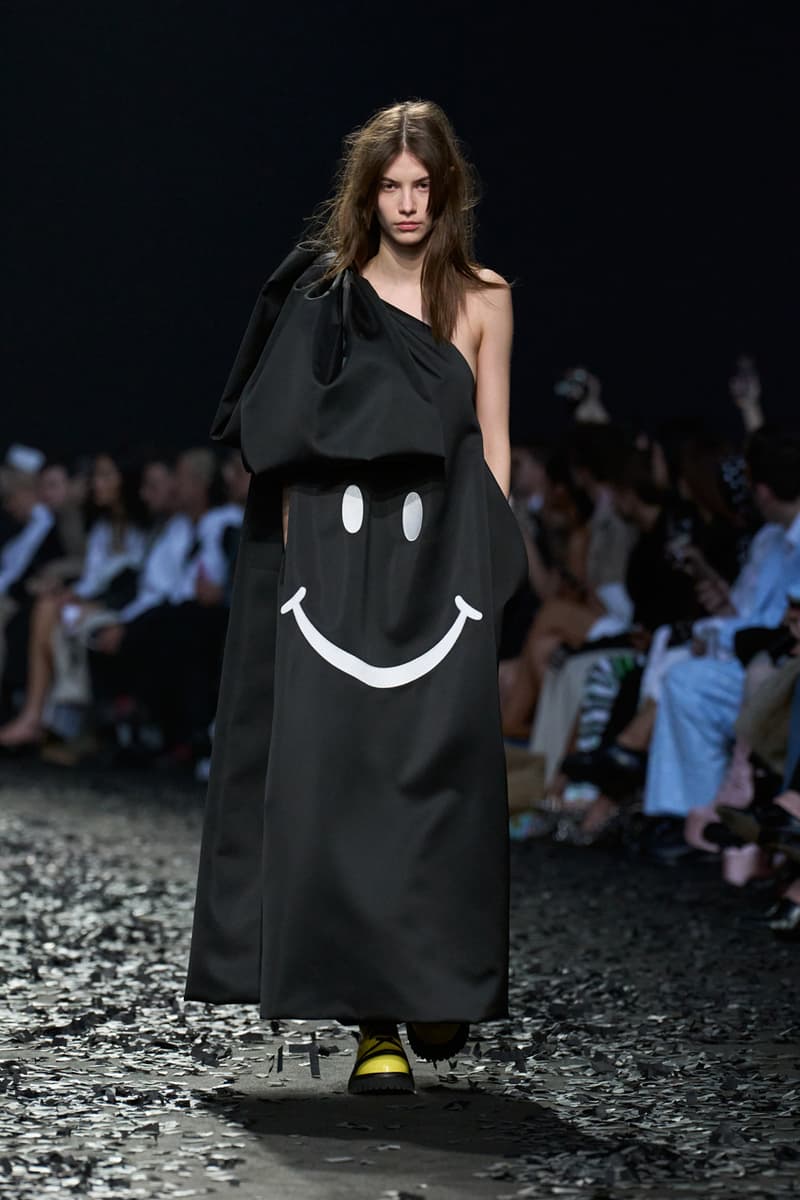 moschino fall winter 2025 runway colllection Adrian Appiolaza