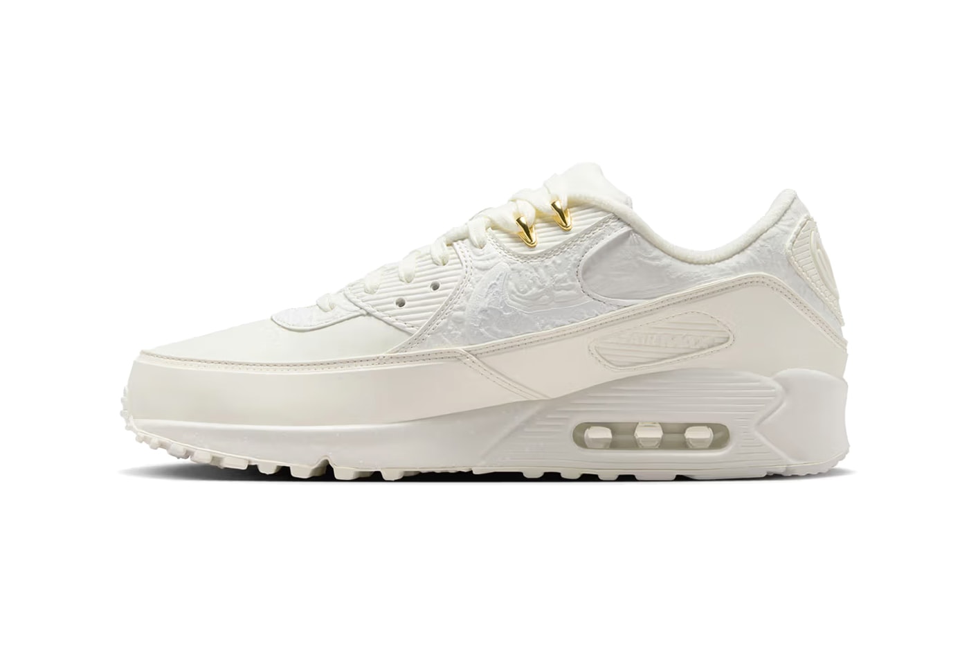 Olaolu Slawn Nike Air Max 90 Collaboration Sneakers Trainers Shoes Fashion Streetwear Artwork London UK Shoreditch Pop-Up