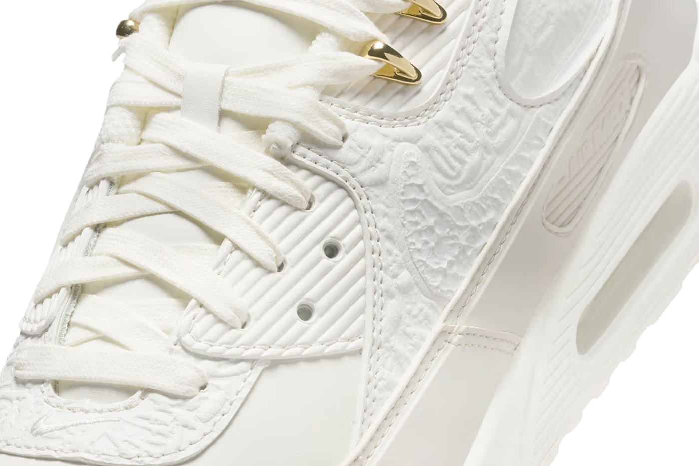 Olaolu Slawn Nike Air Max 90 Collaboration Sneakers Trainers Shoes Fashion Streetwear Artwork London UK Shoreditch Pop-Up