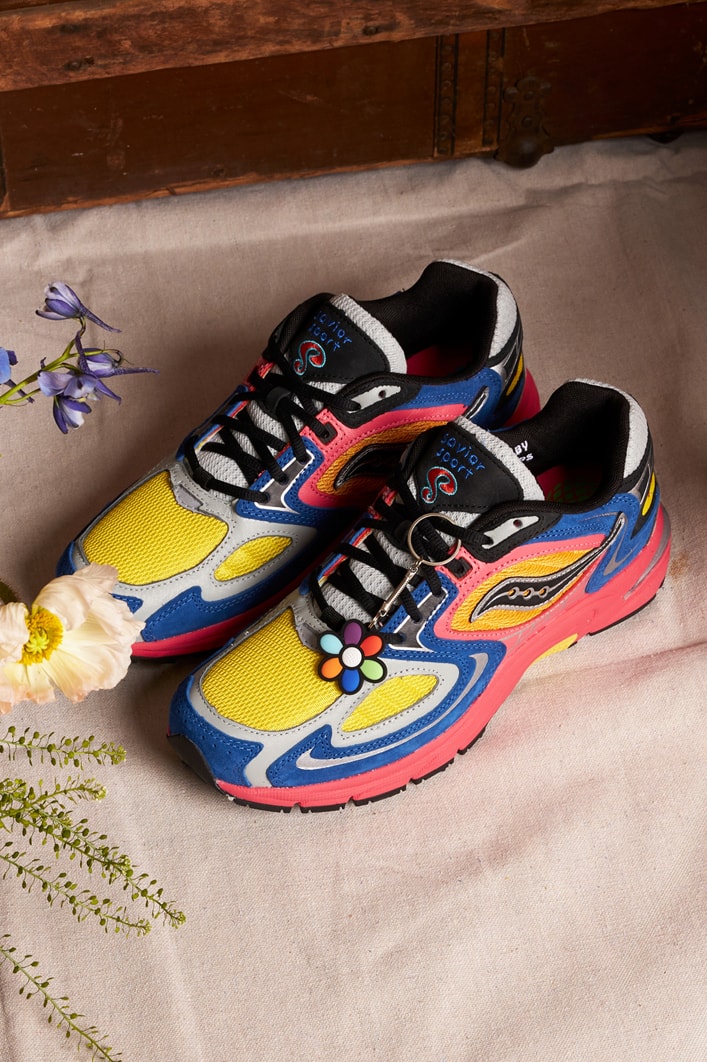 jae tips saucony jazz 9 i love you but im busy sneaker collaboration official release date info photos price store list buying guide S70864-3