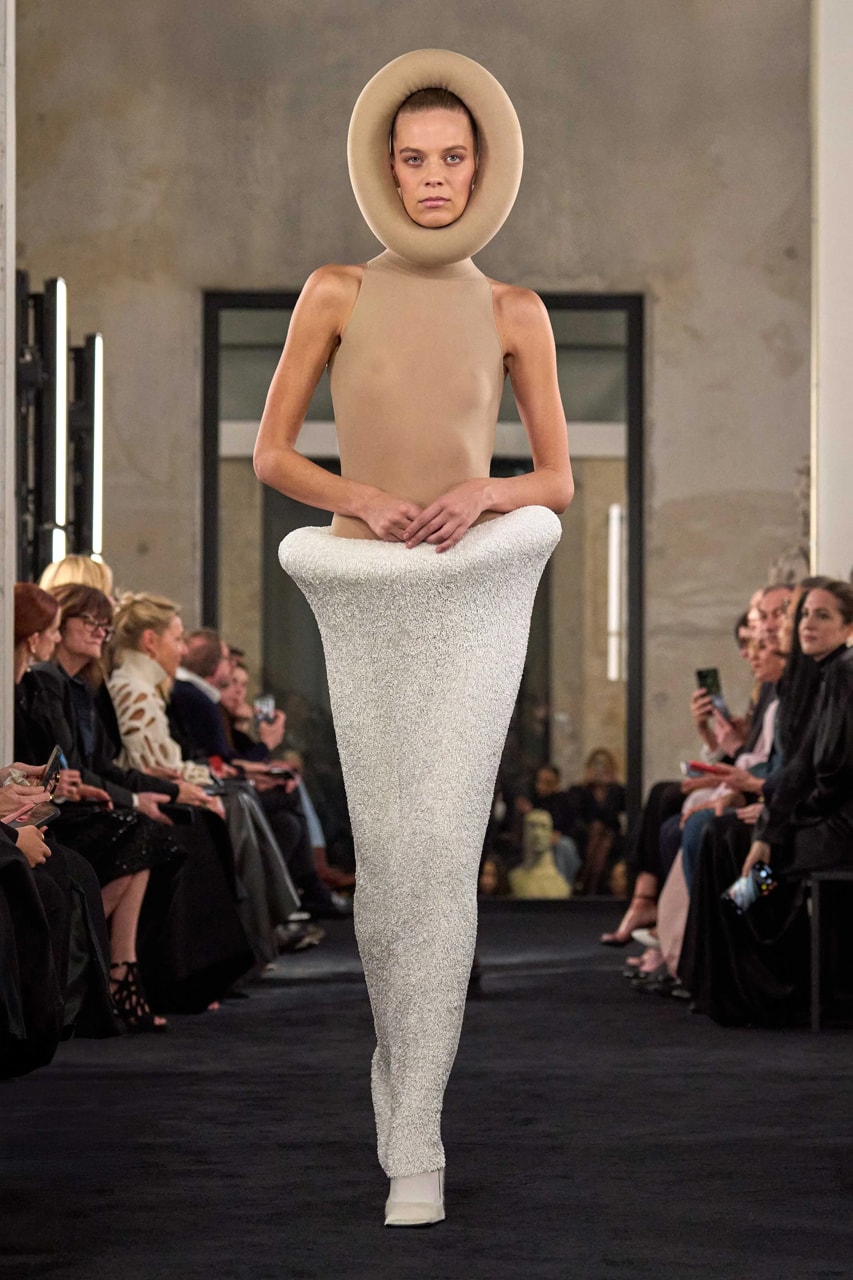 alaia fall winter 2025 runway collection Pieter Mulier paris fashion week