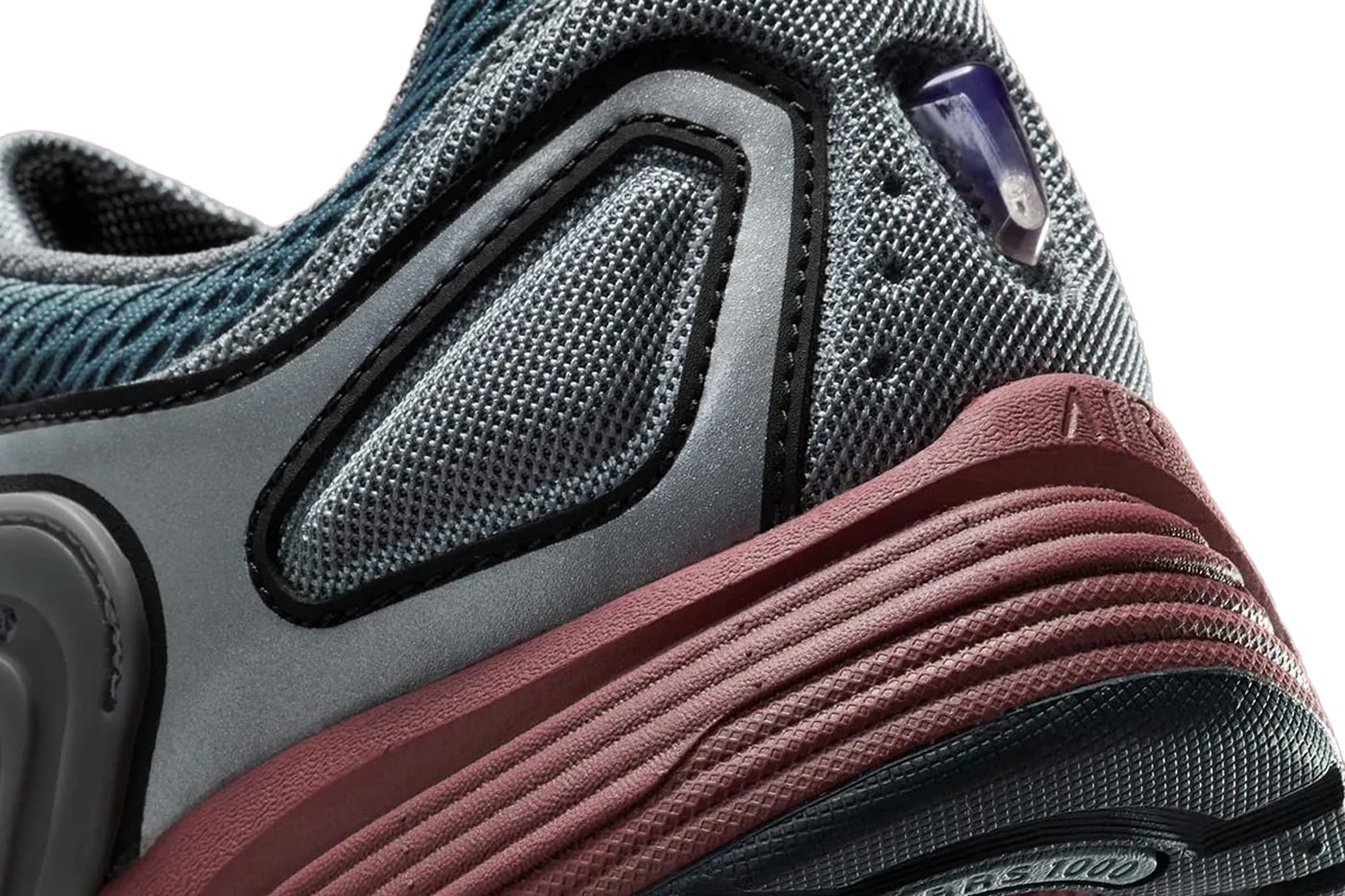 Nike Pegasus Wave ”Cool Grey/Metallic Cool Grey/Black/Dark Team Red” IB0612-004 Release Info