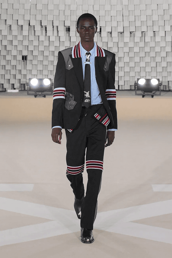 Off-White™ Fall Winter 2025 Paris Fashion Week ib kamara womenswear menswear doja cat burna boy runway show