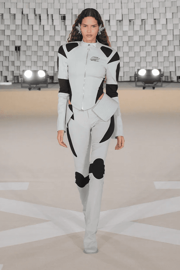Off-White™ Fall Winter 2025 Paris Fashion Week ib kamara womenswear menswear doja cat burna boy runway show