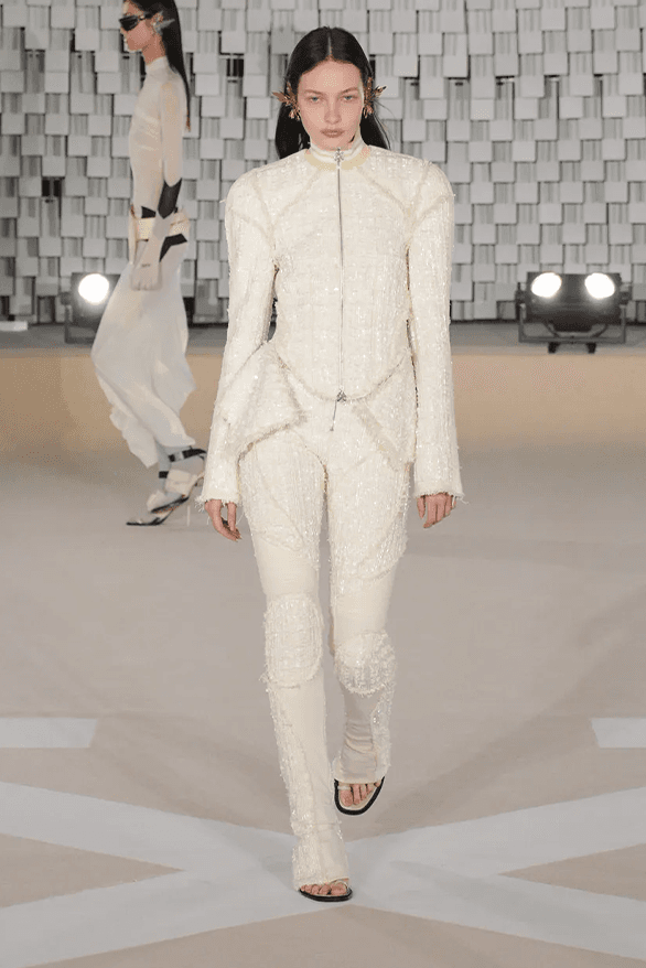Off-White™ Fall Winter 2025 Paris Fashion Week ib kamara womenswear menswear doja cat burna boy runway show
