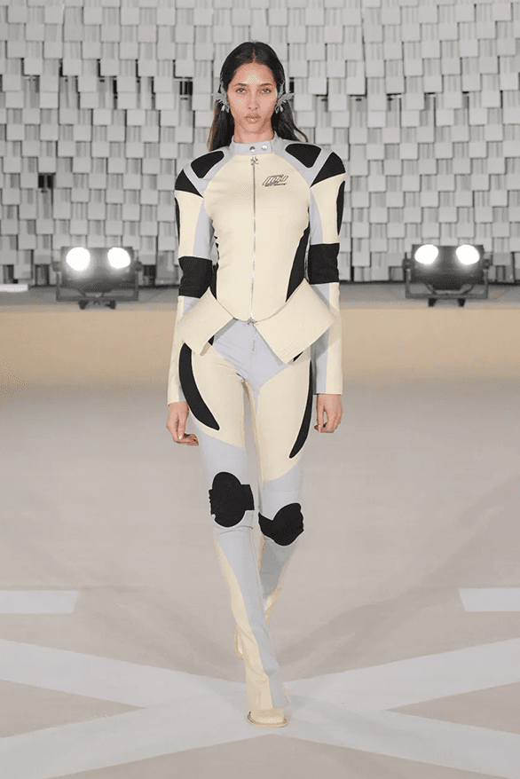 Off-White™ Fall Winter 2025 Paris Fashion Week ib kamara womenswear menswear doja cat burna boy runway show