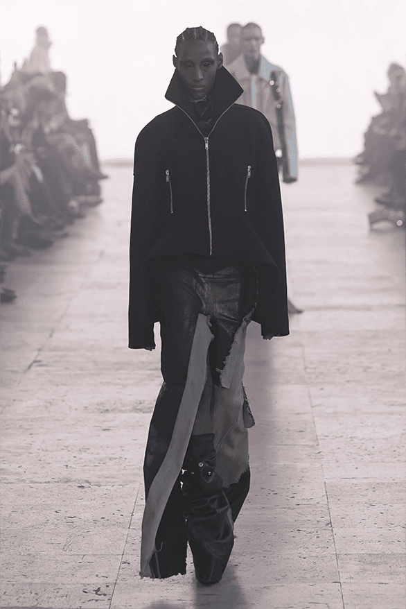 Rick Owens Fall Winter 2025 Paris Fashion Week womenswear runway show