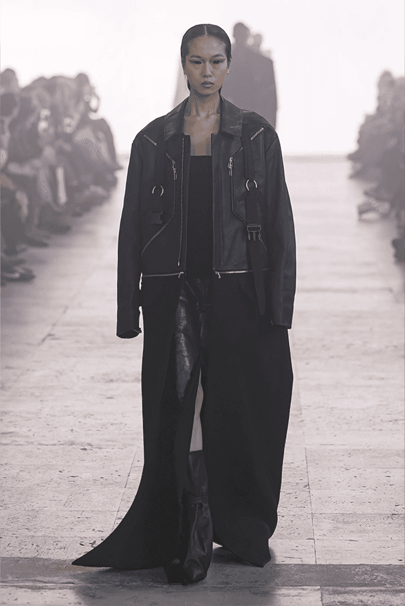 Rick Owens Fall Winter 2025 Paris Fashion Week womenswear runway show