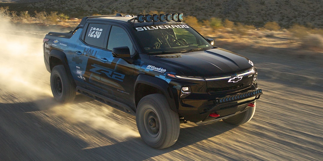 Chevrolet Unleashes 1,100 HP Silverado EV ZR2 Race Truck Concept