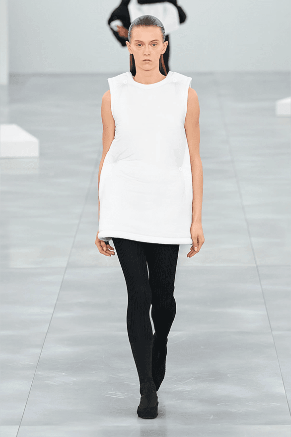Issey Miyake Fall Winter 2025 Paris Fashion Week womenswear runway show