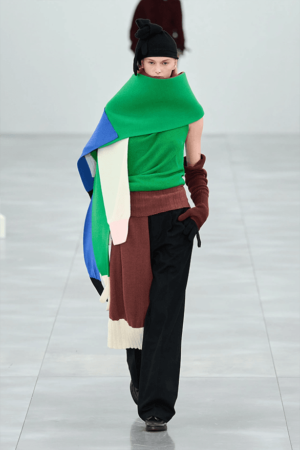 Issey Miyake Fall Winter 2025 Paris Fashion Week womenswear runway show