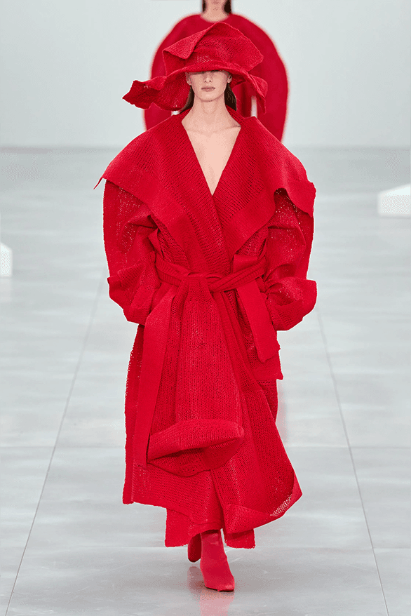 Issey Miyake Fall Winter 2025 Paris Fashion Week womenswear runway show