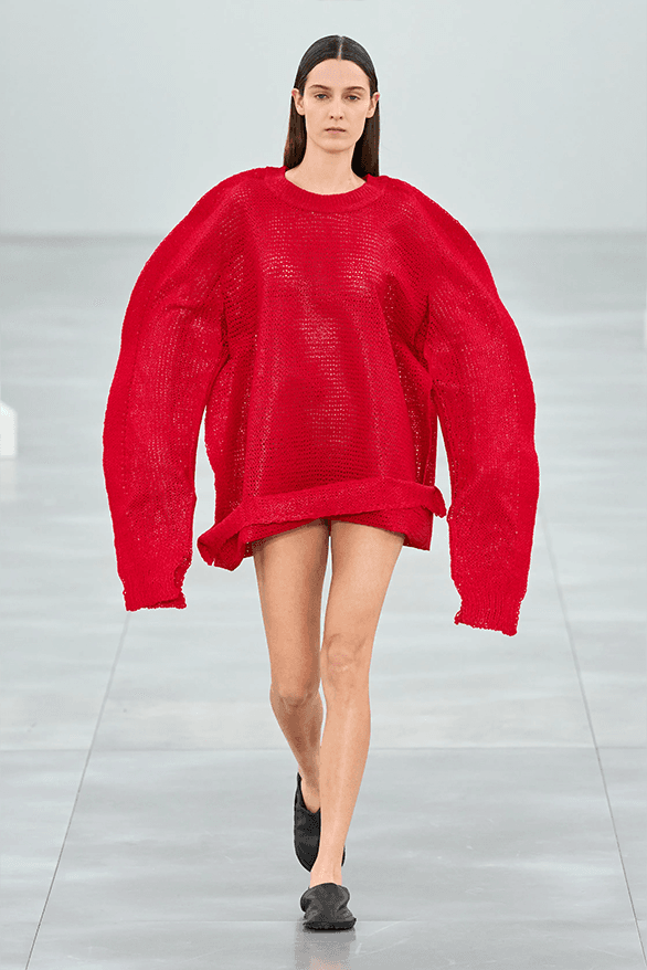 Issey Miyake Fall Winter 2025 Paris Fashion Week womenswear runway show