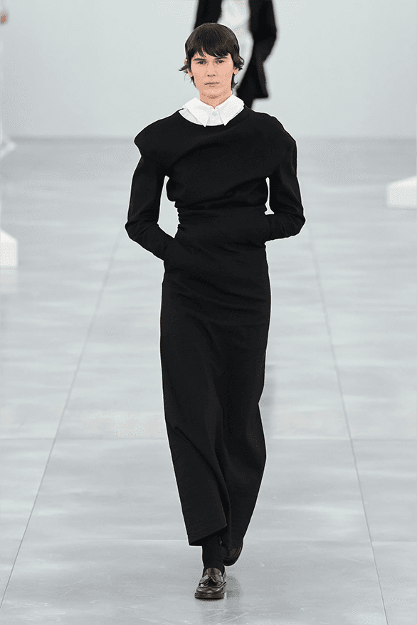 Issey Miyake Fall Winter 2025 Paris Fashion Week womenswear runway show