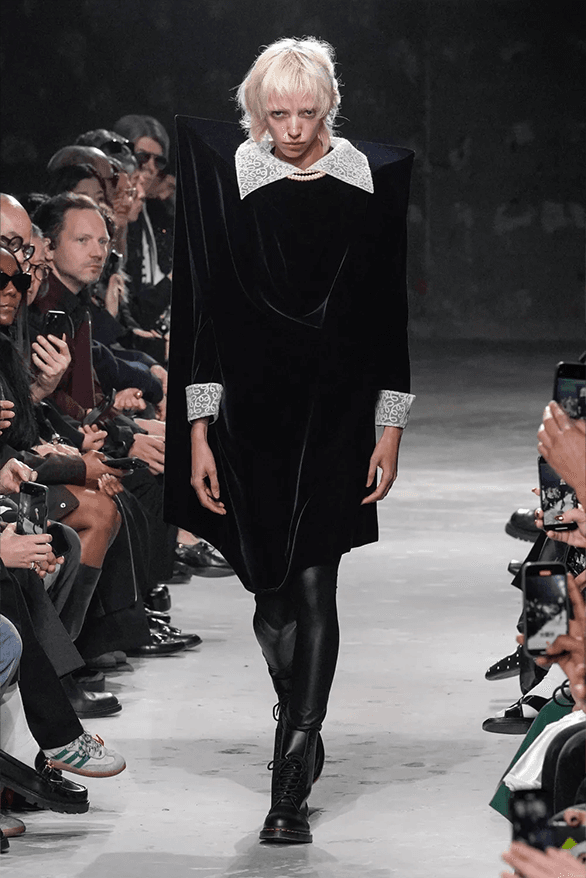 Junya Watanabe Fall Winter 2025 Paris Fashion Week womenswear runway show