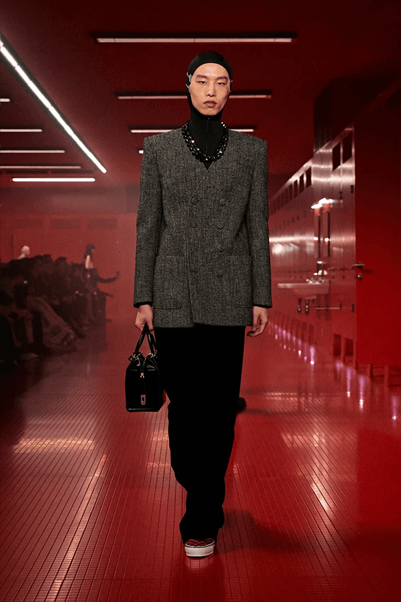 Valentino Fall Winter 2025 Paris Fashion Week Alessandro Michele menswear womenswear runway show