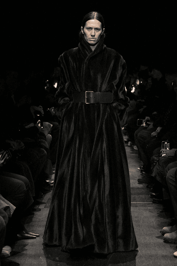 Balenciaga Fall Winter 2025 Paris Fashion Week denma menswear womenswear runway show
