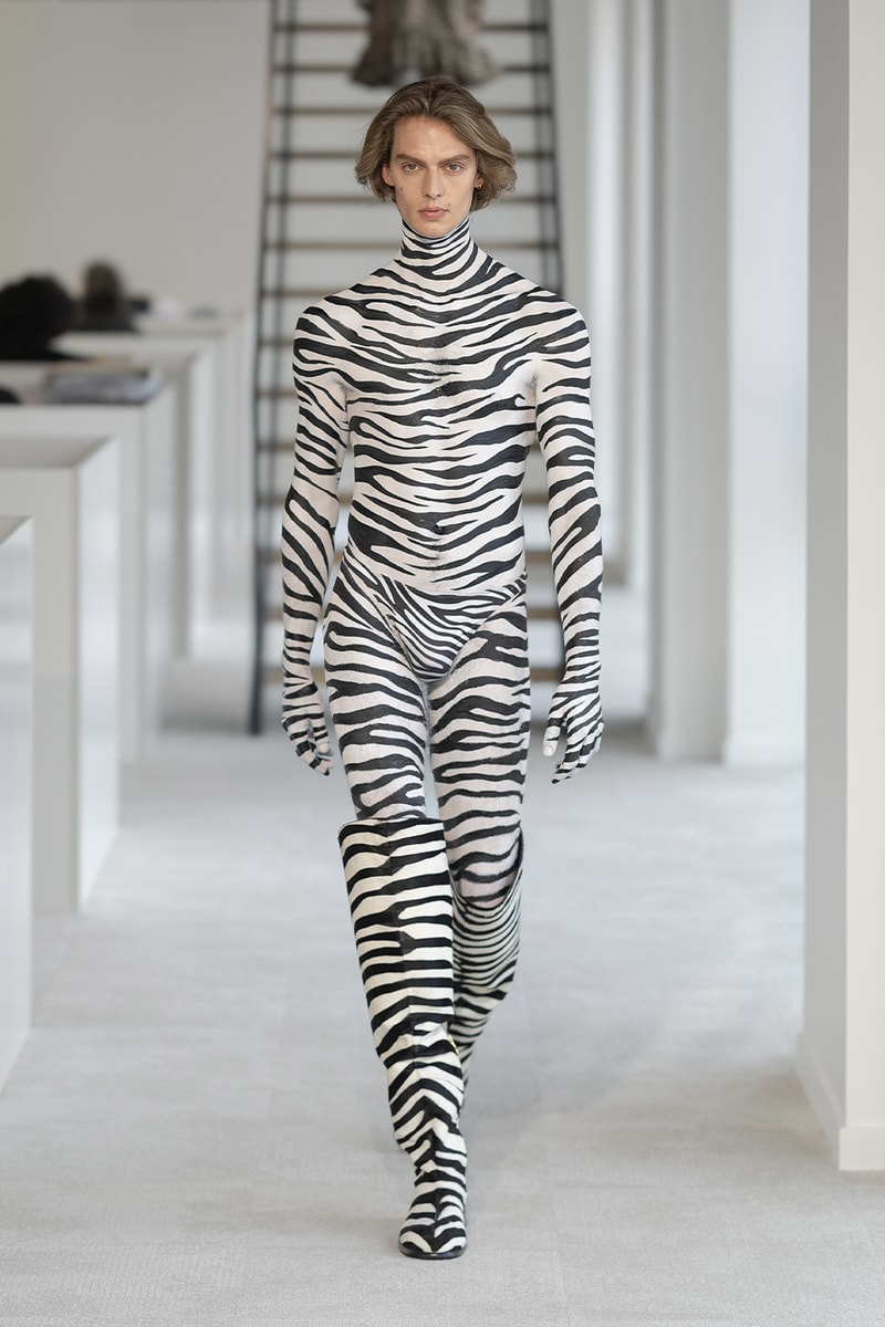Duran Lantink FW25 Paris Fashion Week Runway Collection wild animal prints zebra alex consani tits out boobs voluptuous bouncy breast duranimals