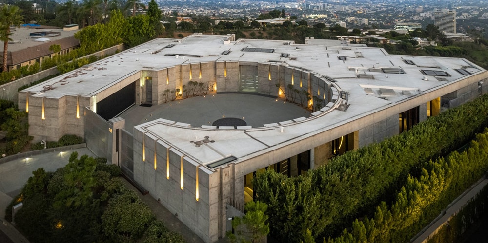 Listings: James Jannard’s Brutalist “Villain’s Lair” Is on the Market for $68 Million USD