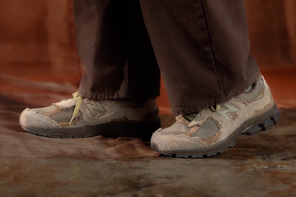 size? Revives the New Balance 2002R "Protection Pack" brown grey black