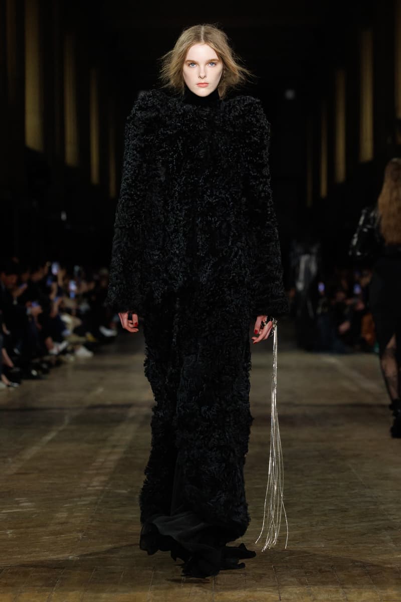 Alexander McQueen Fall/Winter 2025 Collection Paris Fashion Week FW25 Sean McGirr