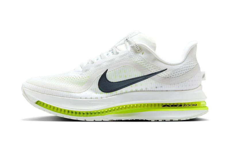 Official Look at the Nike Pegasus Premium “White Volt”
