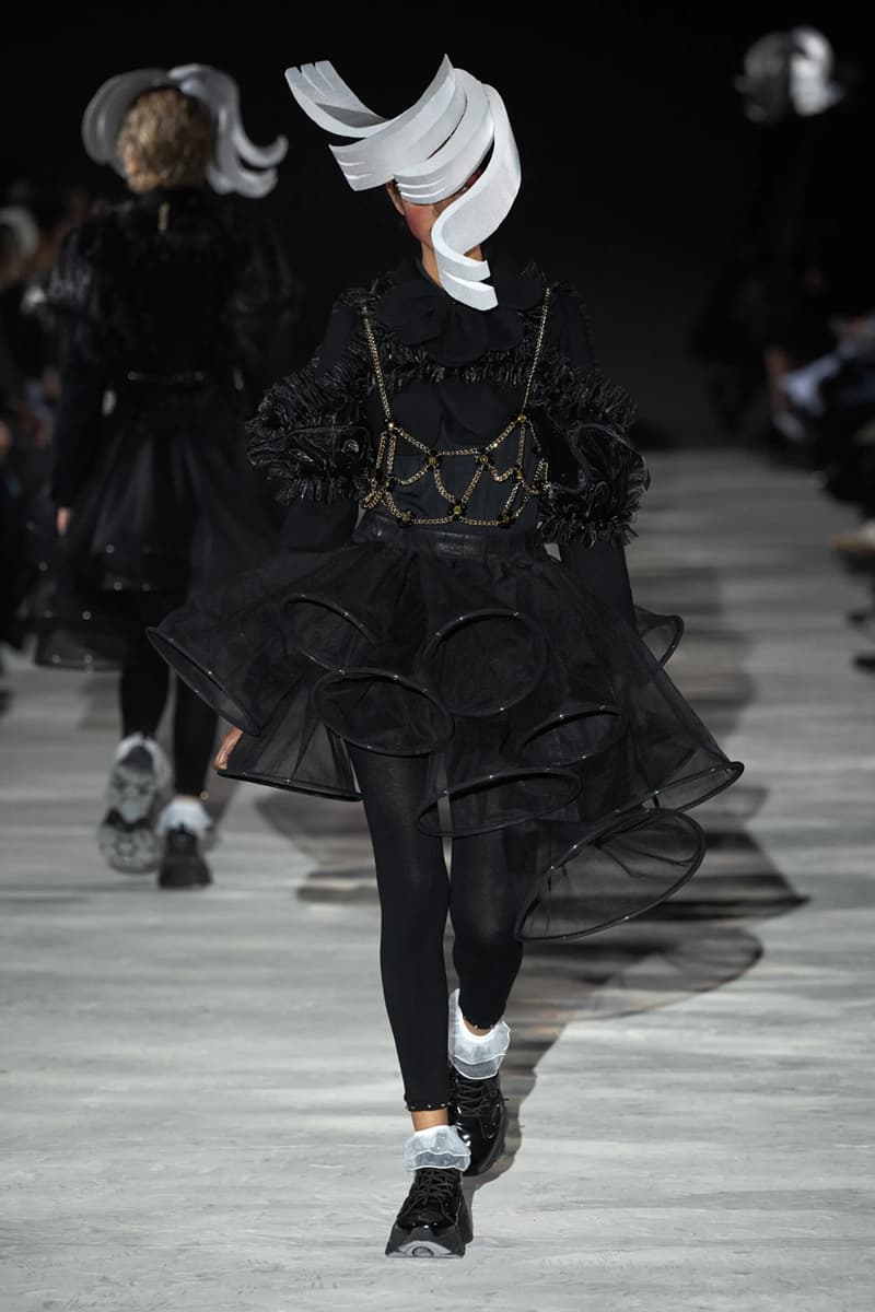 noir kei ninomiya fall winter 2025 runway collection comme des garcons 