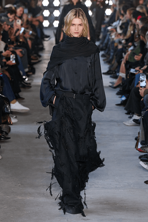 sacai Fall Winter 2025 Paris Fashion Week womenswear runway show chitose abe