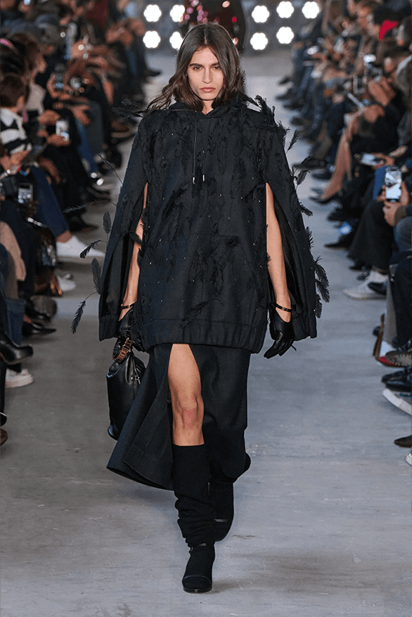 sacai Fall Winter 2025 Paris Fashion Week womenswear runway show chitose abe