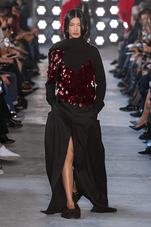 sacai Fall Winter 2025 Paris Fashion Week womenswear runway show chitose abe