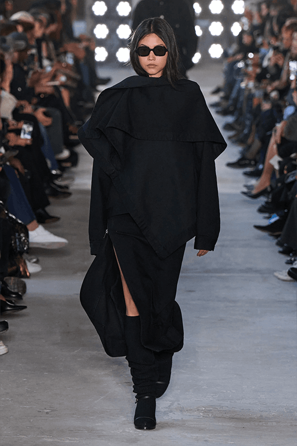 sacai Fall Winter 2025 Paris Fashion Week womenswear runway show chitose abe