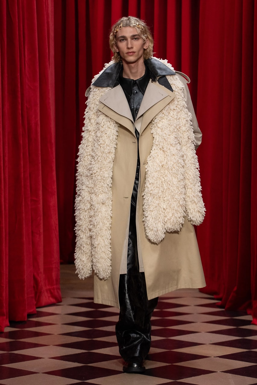 fur makes its biggest comeback on the runway new york london milan fashion week fall winter 2025 season