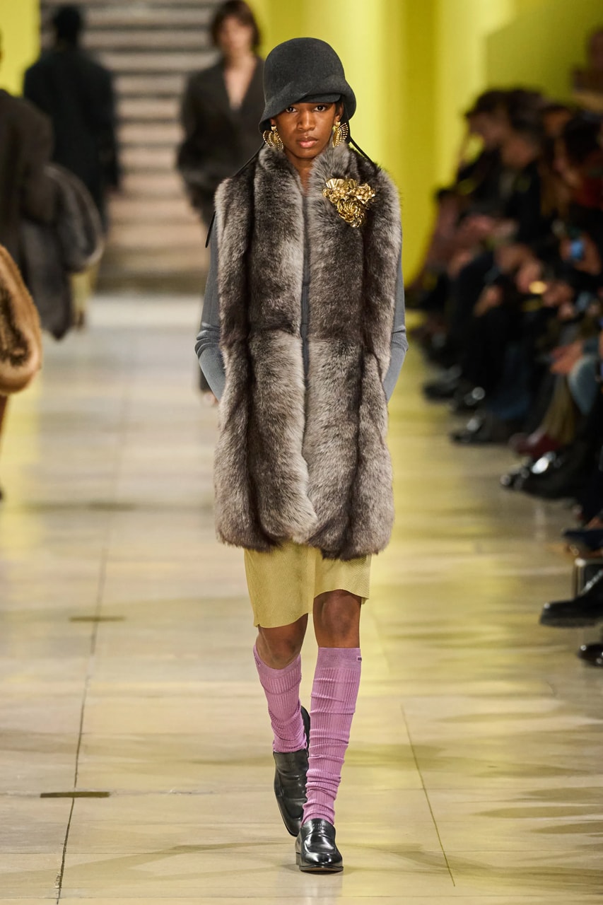 fur makes its biggest comeback on the runway new york london milan fashion week fall winter 2025 season