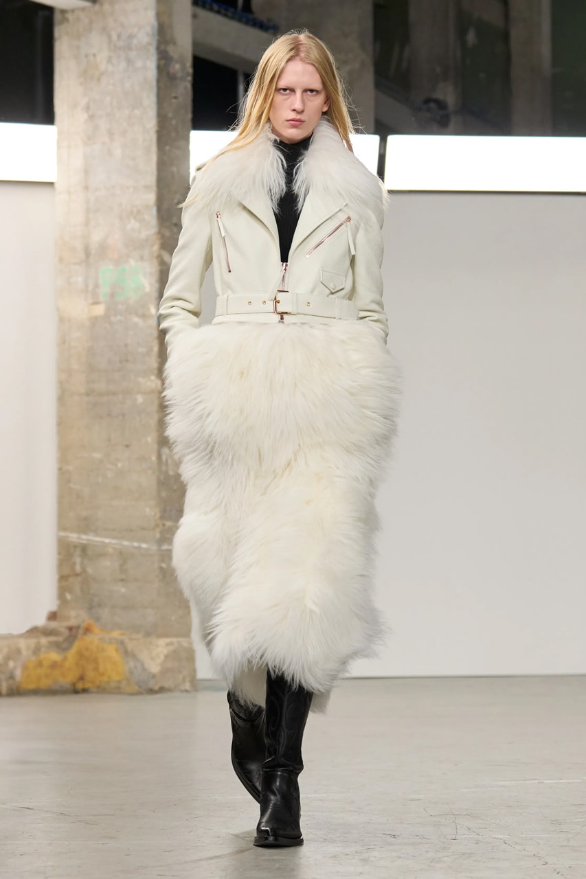 fur makes its biggest comeback on the runway new york london milan fashion week fall winter 2025 season