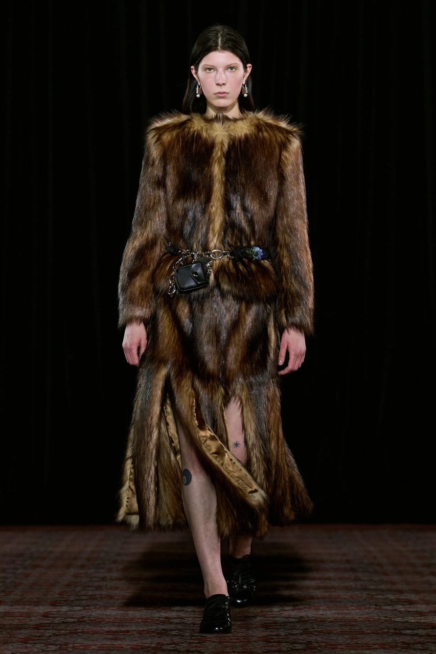 fur makes its biggest comeback on the runway new york london milan fashion week fall winter 2025 season