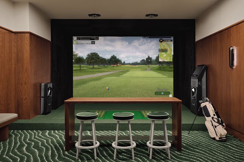 Muni Indoor Golf Club Simulator Bar Restaurant Montreal Canada location store simulator