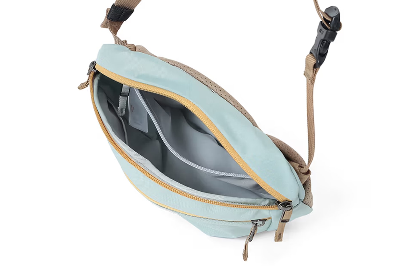 ARC'TERYX Reveals New Set of BEAMS-Exclusive Gear trail magic color beta jacket squamish hoodie mantis 2 waist pack gore-tex