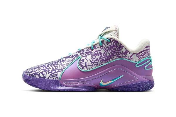 Nike LeBron 22 Surfaces in "Frozen Grapes" lebron james king james HV8454-001 Soft Pearl/Hyper Turquoise-Vivid Purple-Court Purple
