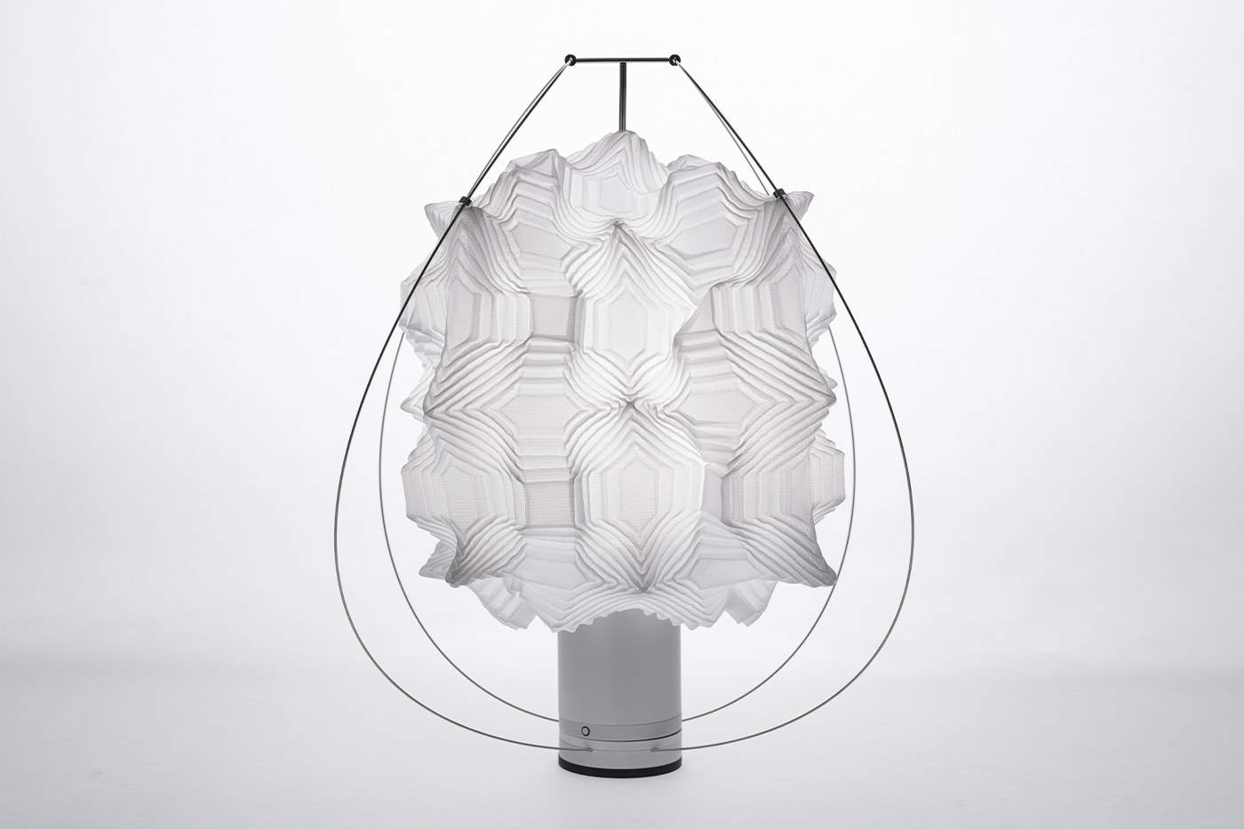  Issey Miyake A-Poc Able atelier oï 'Type-XIII Atelier Oï Project' exhibition collaboration lighting  Milan Design Week Info
