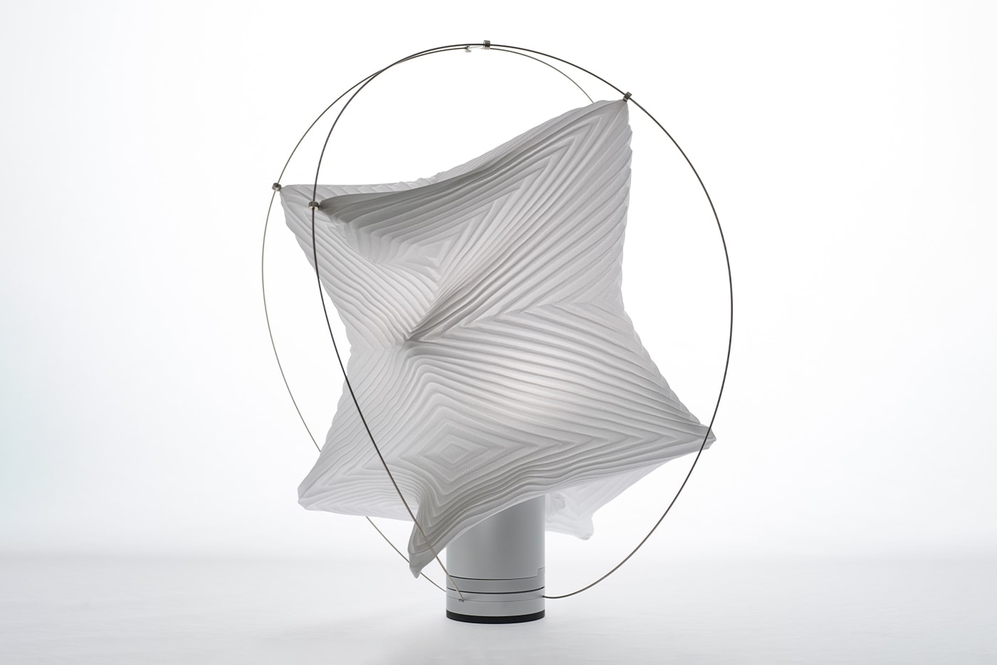  Issey Miyake A-Poc Able atelier oï 'Type-XIII Atelier Oï Project' exhibition collaboration lighting  Milan Design Week Info